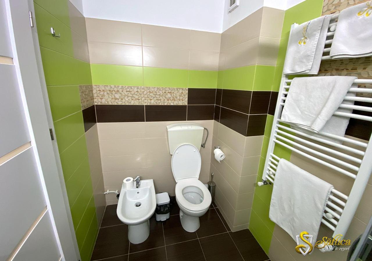 Hotel Saftica 汽车旅馆 Saftica